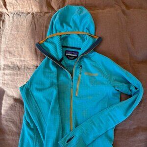 Patagonia R1 Half Zip Fleece with Hood